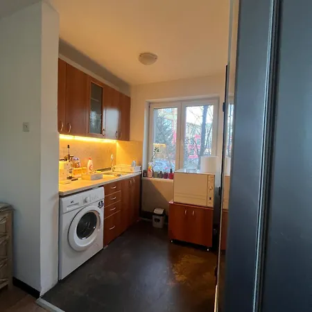 Cozy Near Centar Апартаменти *